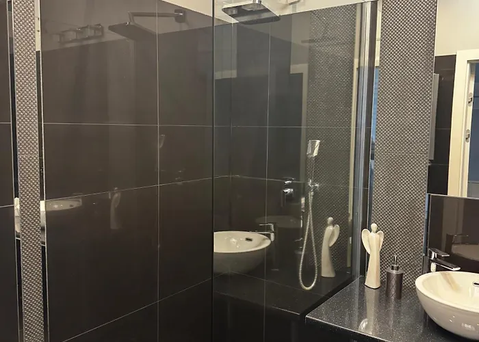 17th Floor View & Free Parking