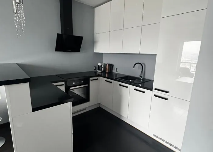 17th Floor View & Free Parking Gdańsk